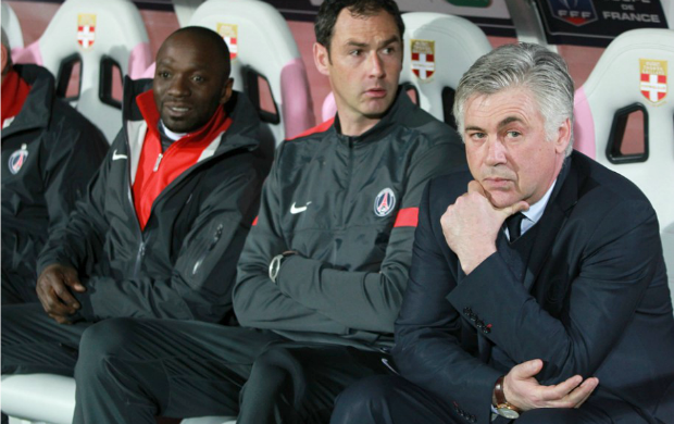 Carlo Ancelotti PSG Évian (Foto: Reprodução / Site Oficial)