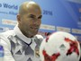 Zidane evita polêmica com La Volpe: "Não se ganha jogo com a camisa" 