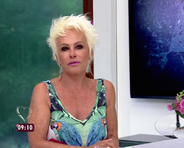 Ana Maria se emociona ao relembrar a poodle Belinha (Foto: TV Globo)