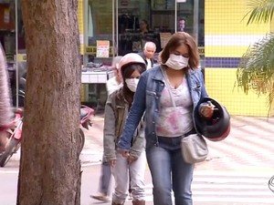 Medo do H1N1 faz população usar máscara e hospital proibir visitas (Foto: Reprodução/ TV Morena)