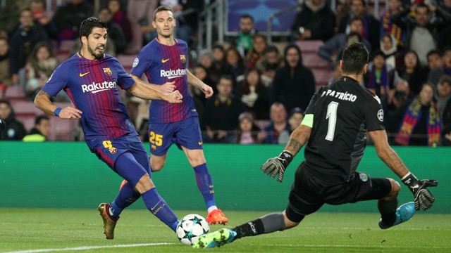 2017-12-05t201533z_51599894_rc1e5da112e0