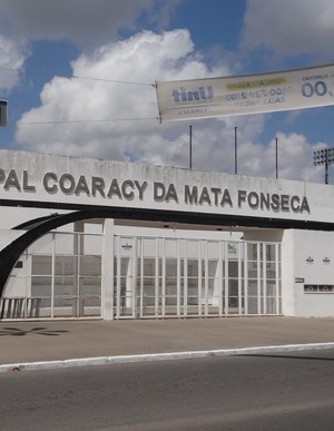 Estádio Coaracy da Mata Fonseca, em Arapiraca (Foto: Leonardo Freire/GloboEsporte.com) Estádio Coaracy da Mata Fonseca, em Arapiraca (Foto: Leonardo Freire/GloboEsporte.com)