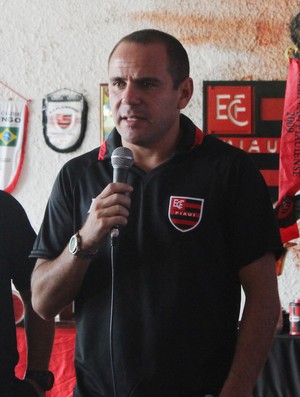 Dênis Borges, novo técnico do Flamengo-PI (Foto: Aline Rodrigues)
