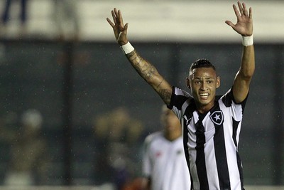 neilton botafogo (Foto: Vitor Silva / SSpress / Botafogo)