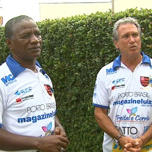 Adílio e Rondinelli, ex-jogadores do Flamengo-RJ (Foto: Paulo Chiari/EPTV)