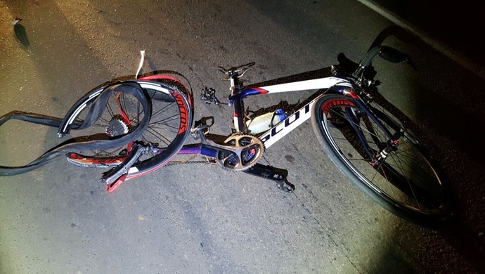 Ciclista morreu após ser atropelado por veículo na BR-491, em São Sebastião do Paraíso (Foto: Reprodução Facebook)