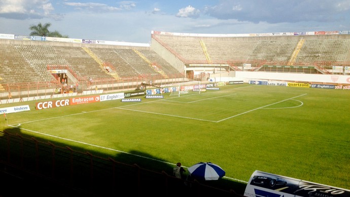 Estádio romildão mogi mirim e Corinthians (Foto: Diego Ribeiro)
