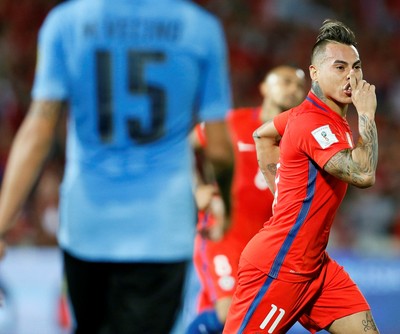 Vargas, Chile x Uruguai (Foto: Reuters)