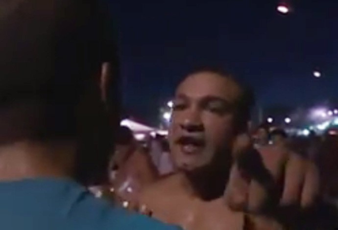  Diego Brandão irritado que foi filmado no carnaval frame