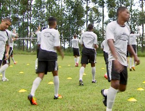 Fabiano treina com o restante do elenco do XV de Piracicaba (Foto: Reprodução / SporTV)