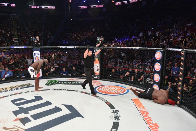 Kimbo Slice; Dada 5000; Bellator 149 (Foto: Divulgação Bellator MMA) Kimbo Slice; Dada 5000; Bellator 149 (Foto: Divulgação Bellator MMA)