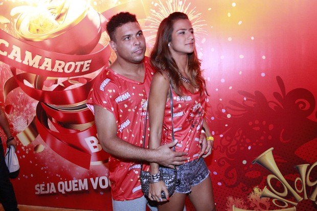 Ronaldo e Paula Moraes (Foto: Movimento Fixo/AgNews)