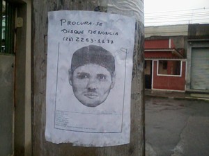 Família de músico morto pendurou retrato falado de suspeito em ruas de Bangu (Foto: Fátima Couto/ Arquivo Pessoal)