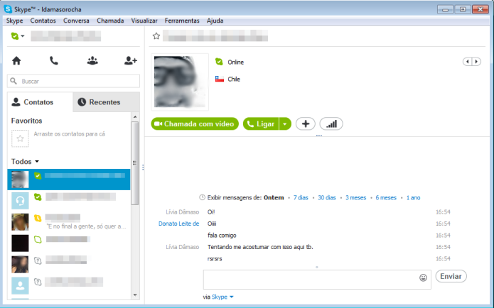 Os usuários do Skype trocam mensagens de texto de forma gratuita (Foto: Reprodução/Lívia Dâmaso)
