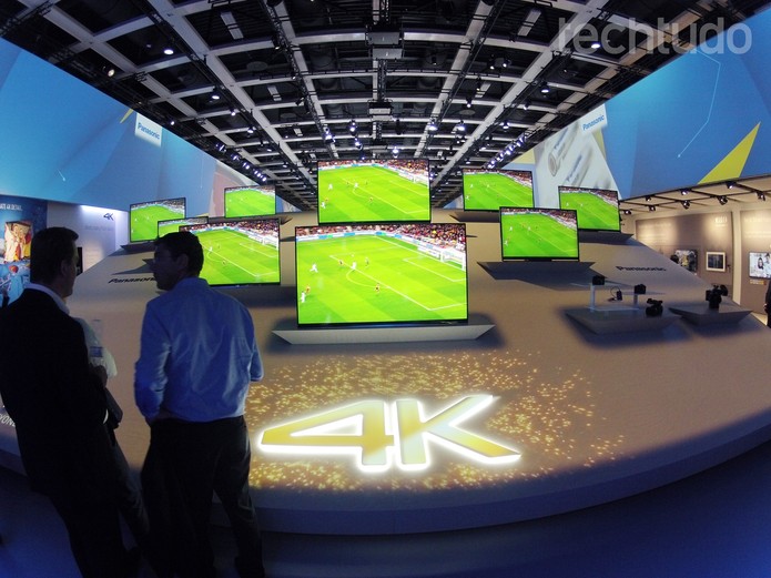 TVs da Panasonic têm matrizes de 5×5 e não de 3×3, como é o habitual (Foto: Fabrício Vitorino/TechTudo) TVs da Panasonic têm matrizes de 5×5 e não de 3×3, como é o habitual (Foto: Fabrício Vitorino/TechTudo)