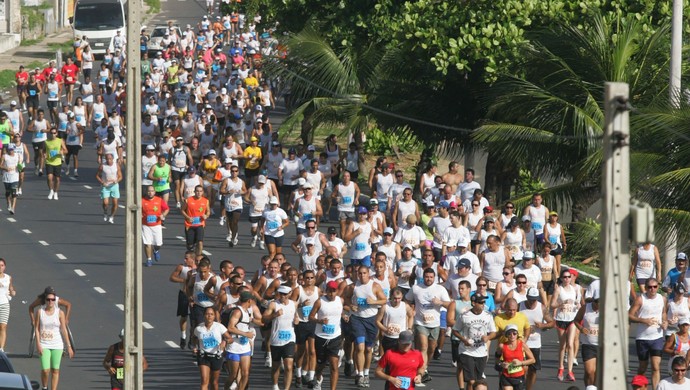 Meia Maratona de Fortaleza (Foto: Tuno Vieira/Agência Diário)