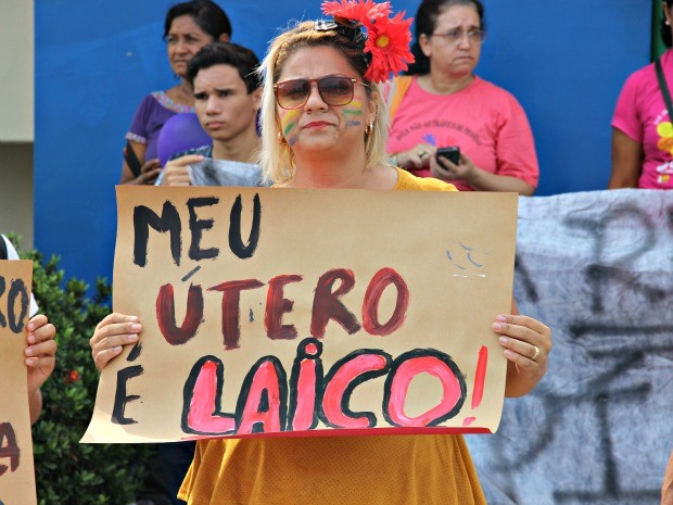 Mulheres do Amazonas afirmam que lei não deveria ser aborada pelo viés da religião (Foto: Sérgio Rodrigues/ G1 AM )