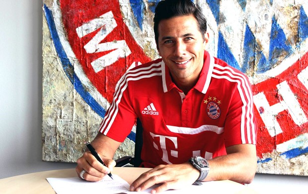 Pizarro Bayern de Munique (Foto: Reprodução / Facebook)