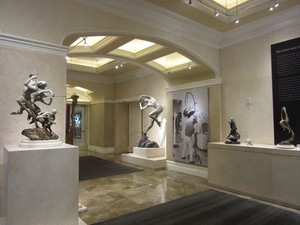 Dentro do hotel há duas galerias de arte e um museu (Foto: Flávia Mantovani/G1)