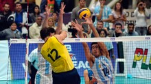 Sem Lucão e Lucarelli, Brasil
volta a bater a Argentina fora (FIVB) Sem Lucão e Lucarelli, Brasil
volta a bater a Argentina fora (FIVB)