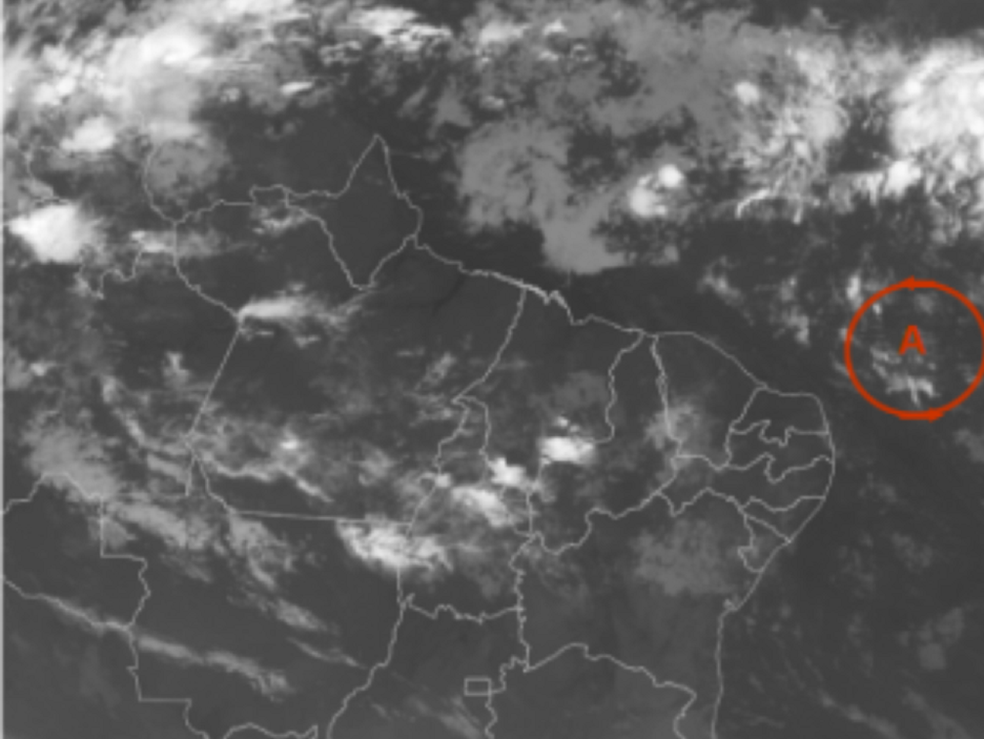 Funceme explica que as precipitações foram causadas devido a atuação de um sistema de Alta Pressão - atmosférica (circulação anti-horária a aproximadamente 12 km de altura) que está posicionado sobre o Oceano Atlântico.  (Foto: Funceme)