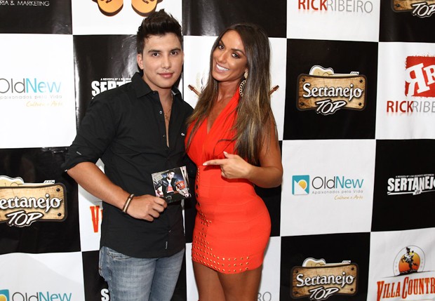 Rick Ribeiro e Nicole Bahls (Foto: Claudio Augusto/Foto Rio News)