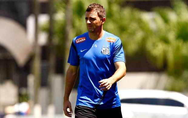 Montillo no treino do Santos (Foto: Ricardo Saibun / Divulgação Santos FC)
