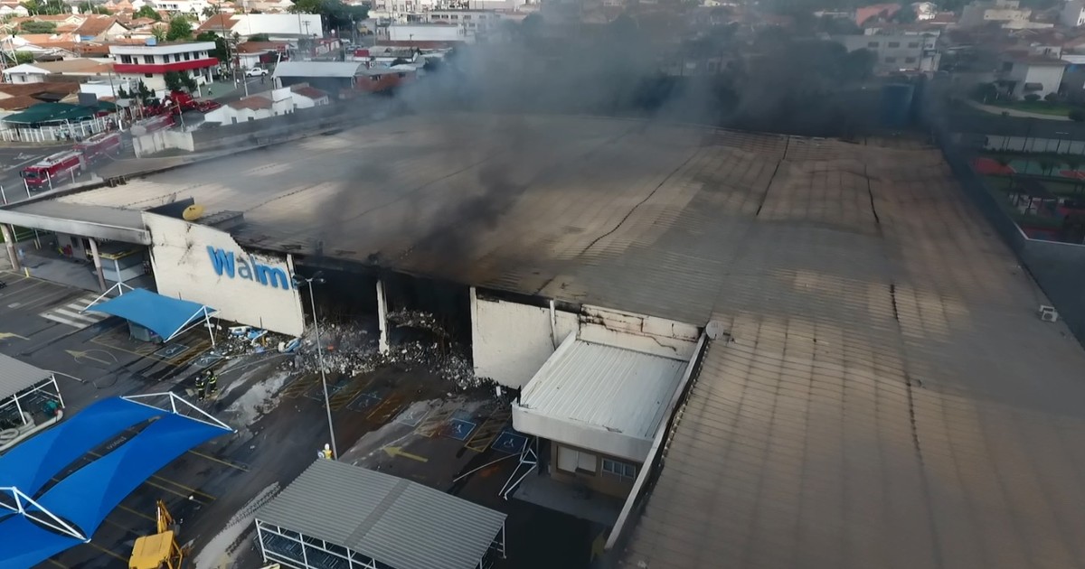 Bombeiros encerram trabalhos de rescaldo no Walmart de Americana - Globo.com