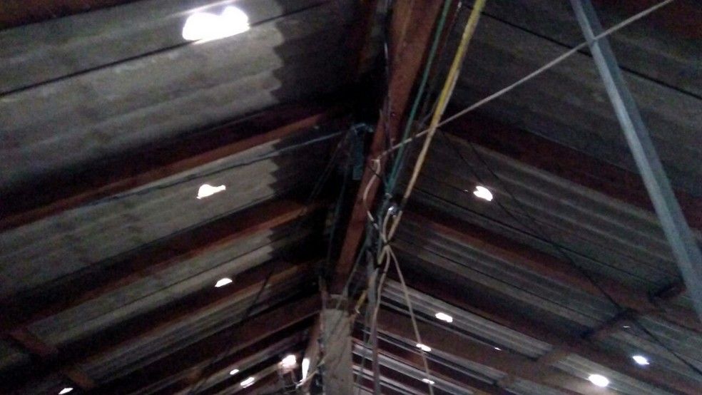 Temporal com chuva de granizo danificou residências em Dracena (Foto: Assessoria de Comunicação/Prefeitura de Dracena)