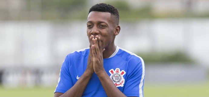 Após 2016 irregular, Corinthians sofre com assédio ao elenco; veja oito alvos