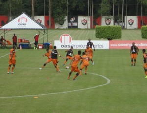 Vitória - treino (Foto: Arte / Globoesporte.com)