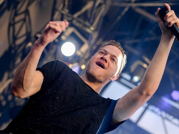 Dan Reynolds, vocalista do Imagine Dragons, durante show da banda no Lollapalooza neste sábado (Foto: Flavio Moraes/G1)