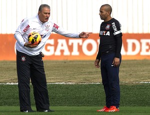 Tite e Emerson treino Corinthians (Foto: Daniel Augusto Jr. / Ag. Corinthians)