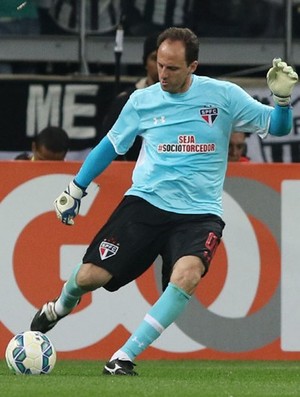 Rogério Ceni sofreu três gols do Atlético-MG, mas salvou o São Paulo com boas defesas (Foto: Rubens Chiri / saopaulofc.ne)