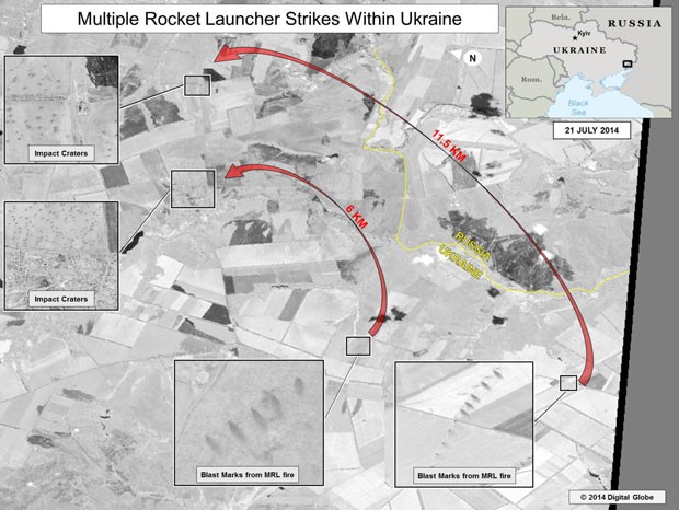 Ataques com lançador múltiplo de foguetes dentro da Ucrânia (21 de julho de 2014) - Slide mostra solo danificado em área atingida por dois ataques com lançador múltiplo de foguete orientado na direção de unidades militares ucranianas (Foto: AP/Departamento de Estado dos EUA)