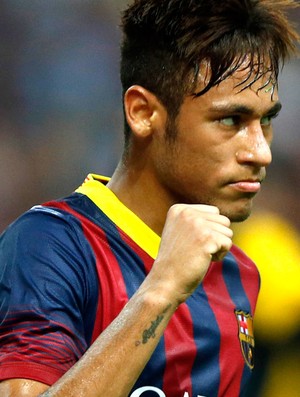 Neymar comemora gol do Barcelona contra o combinado da malásia  (Foto: Agência AP)