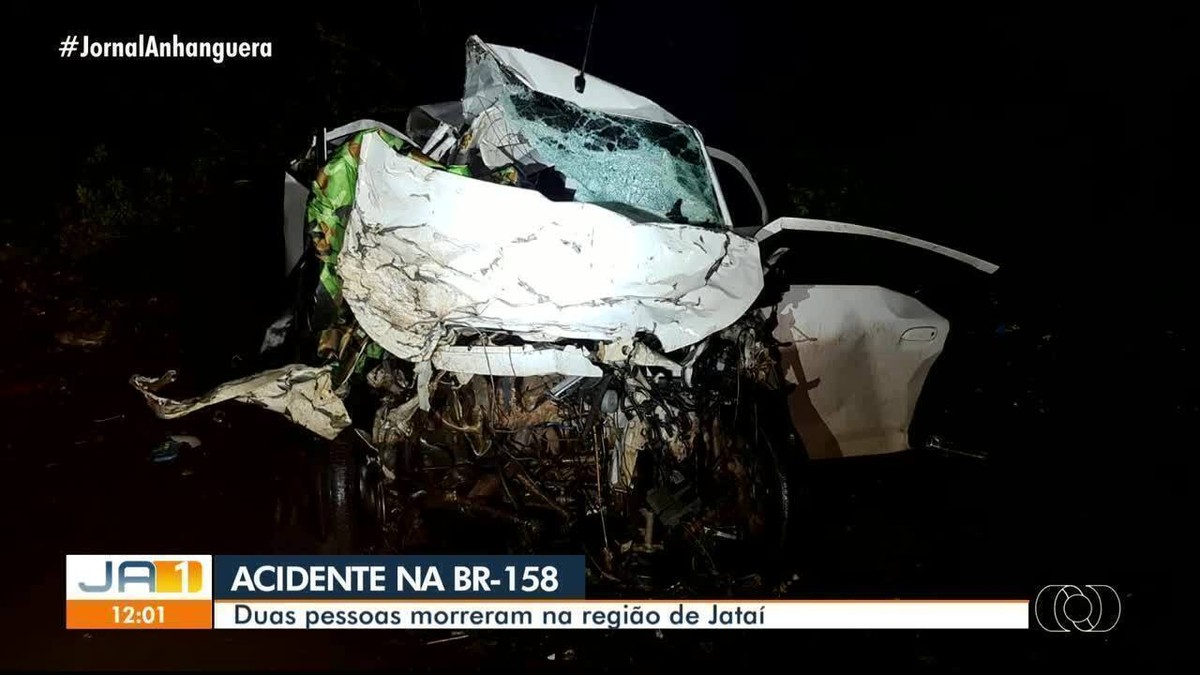 M E E Filha Morrem Ap S Carro Bater De Frente Contra Caminhonete E Na