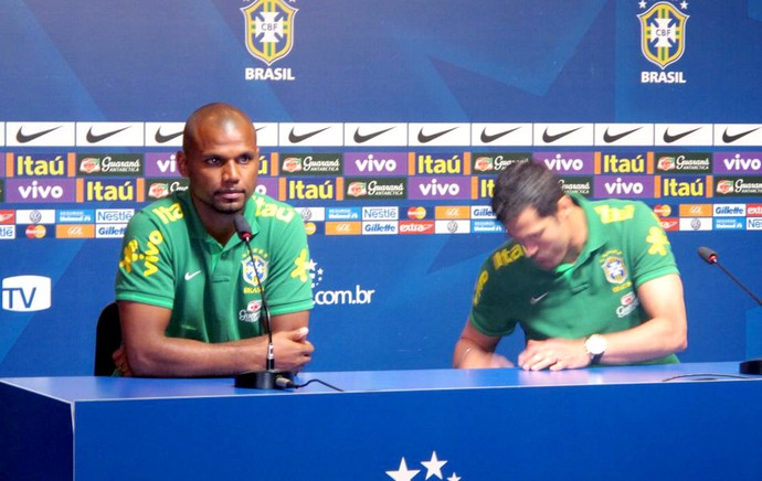 Jefferson goleiros coletiva Seleção brasileira (Foto: Marcelo Baltar)