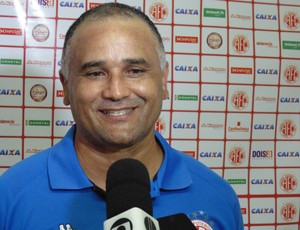 Oliveira Canindé, técnico do América-RN (Foto: Ferreira Neto)
