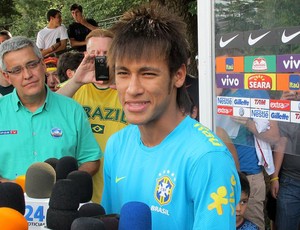 Entrevista Neymar - seleção Brasileira (Foto: Márcio Iannacca / Globoesporte.com)