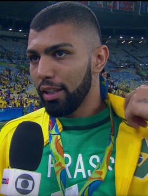 SAIU! Com Gabigol, Flamengo divulga escalação para jogo contra  Athletico-PR, pela Copa do Brasil