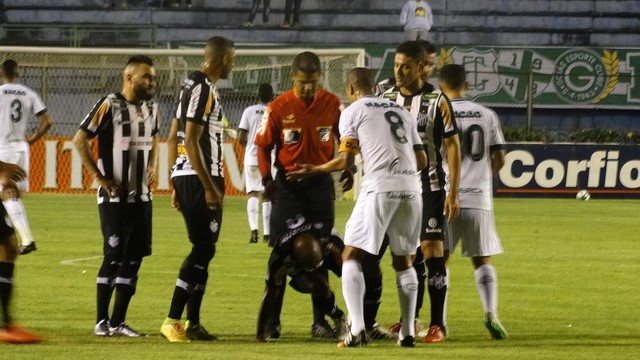 Tupi-MG Goiás Juiz de Fora Mário Helênio Série B (créditos: Leandro Colares)