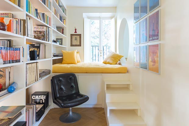 Décor do dia: canto de leitura com daybed amarela (Foto: Francesco Cantone) Décor do dia: canto de leitura com daybed amarela (Foto: Francesco Cantone)