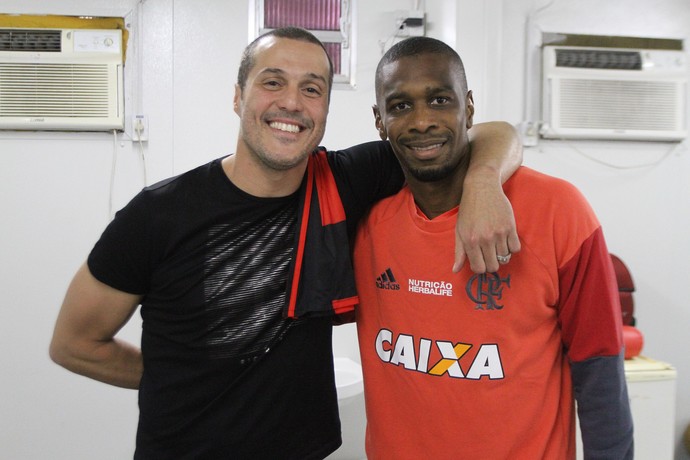 Julio Cesar e Juan Flamengo (Foto: Gilvan de Souza/Flamengo)