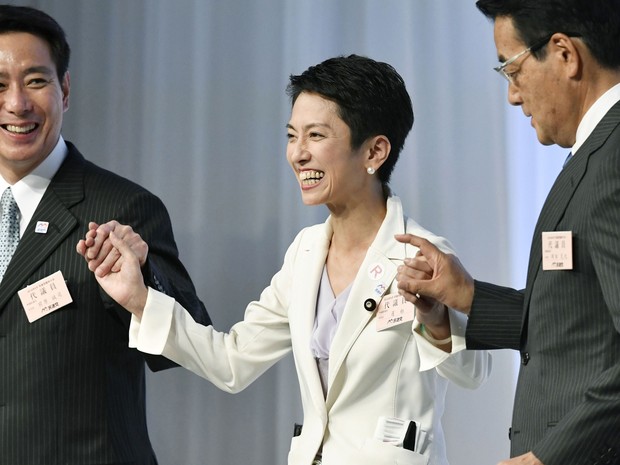 Renho Murata, ex-modelo e jornalista, foi ministra de 2010 a 2012 (Foto: Shigeyuki Inakuma/Kyodo News/AP)