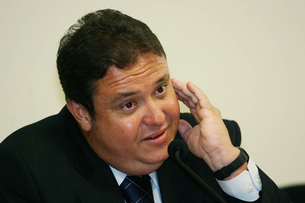 João Claudio Genu, ex-assessor do deputado José Janene e da liderança do PP na Câmara, em foto de setembro de 2005 (Foto: Joedson Alves/Estadão Conteúdo)