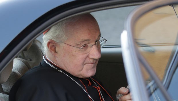 O cardeal canadense Marc Ouellet chega nesta segunda-feira (4) ao Vaticano (Foto: Reuters)