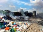 Incêndio atinge depósito de recicláveis (Antonio Coelho/Inter TV Cabugi)