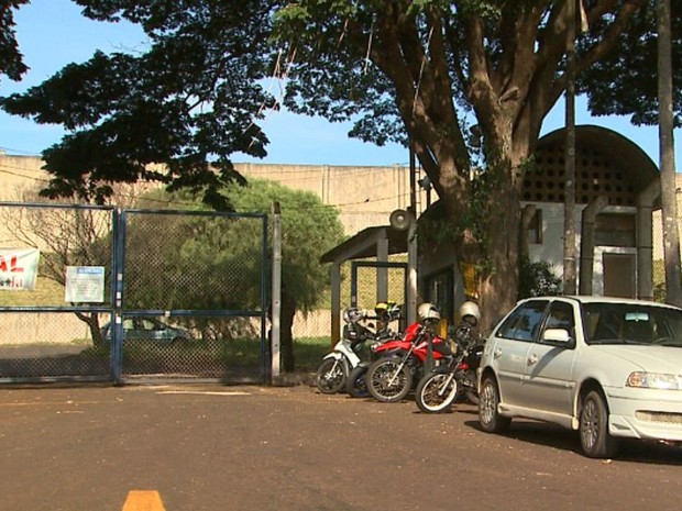 Agentes da Fundação Casa de Ribeirão Preto estão em greve há 11 dias (Foto: Reprodução/EPTV)
