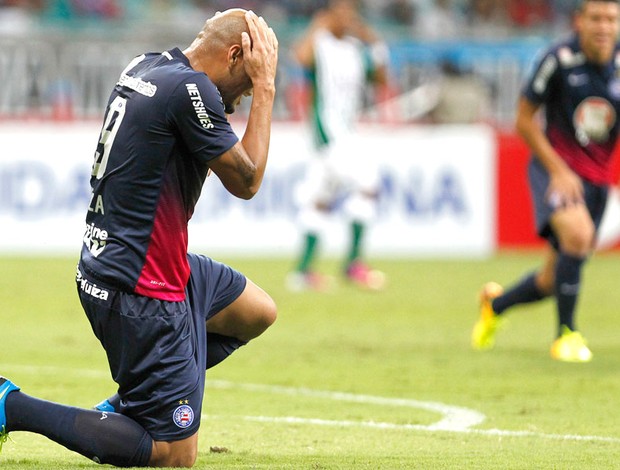 Souza Bahia e Nacional de Medellín (Foto: Felipe Oliveira / Agência estado)